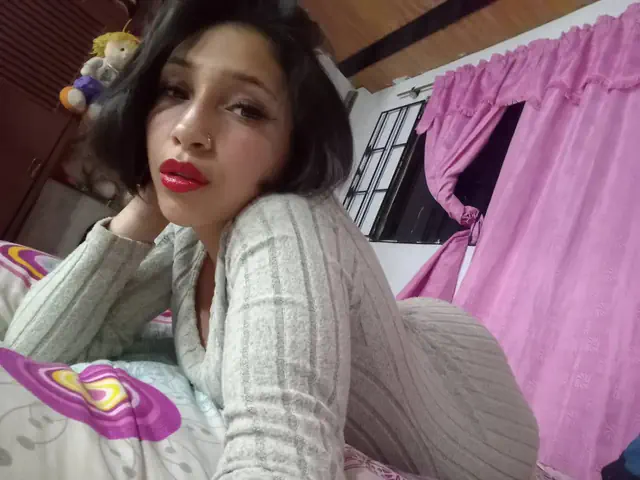 escort-media-eaf7efcd-5951-4162-b648-49050197689e