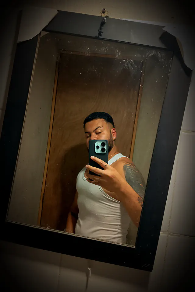 escort-media-ebf90ac0-c0c1-47d7-9b54-1cda5fabbc48