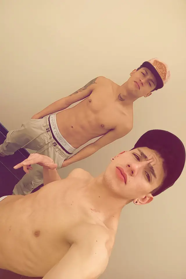 escort-media-ed0f36e0-53ed-4b53-9d83-4dcdb9da9b42