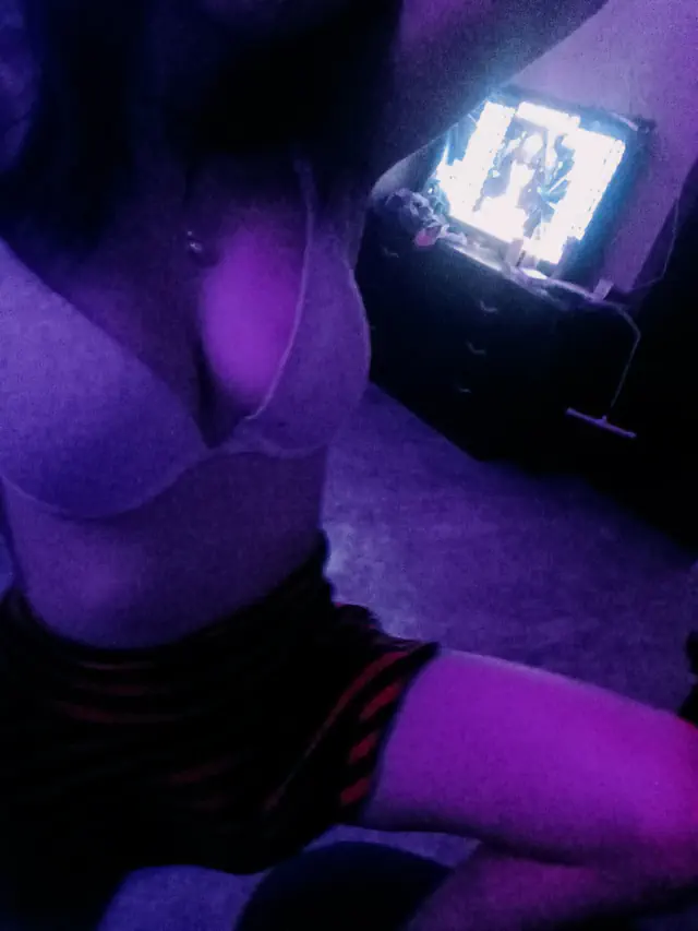 escort-media-ed4d126d-10f0-4668-a58b-dd67b8234500