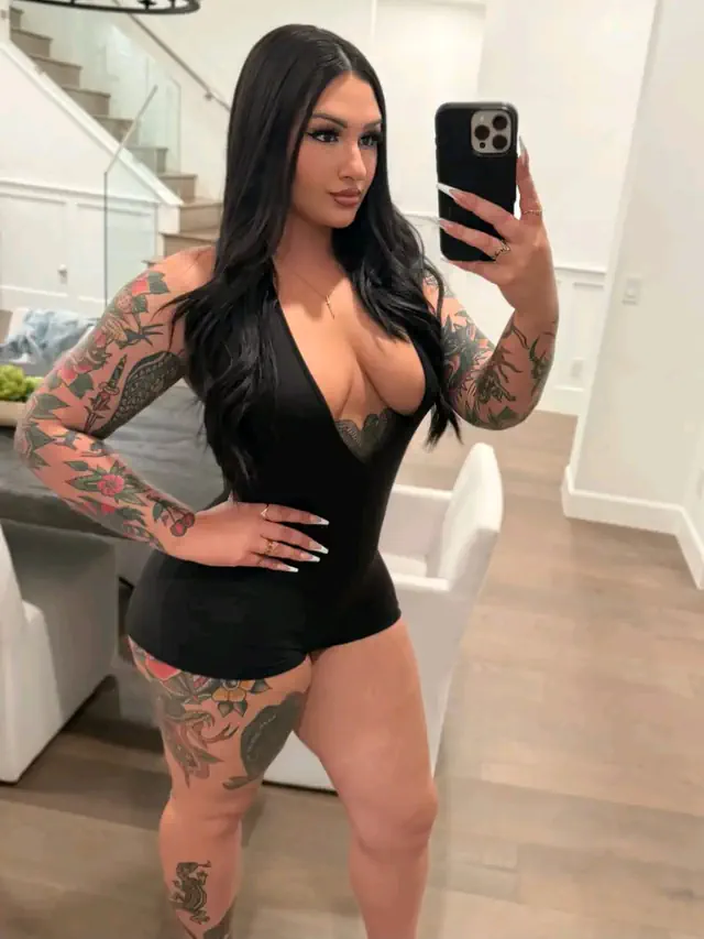 escort-media-ed56b885-4893-46ad-aa29-fbf7d5e38d00