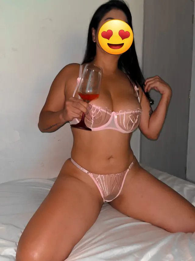 escort-media-ee647271-fb30-4eed-9715-686a7f35bd9b