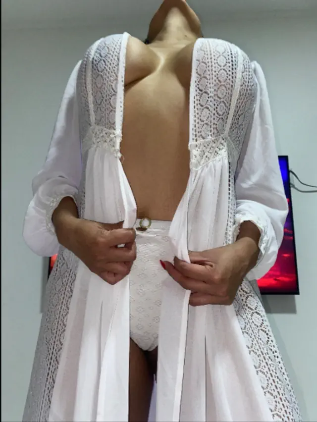 escort-media-ee7c3067-50b5-4e17-9766-567d2ef7275c