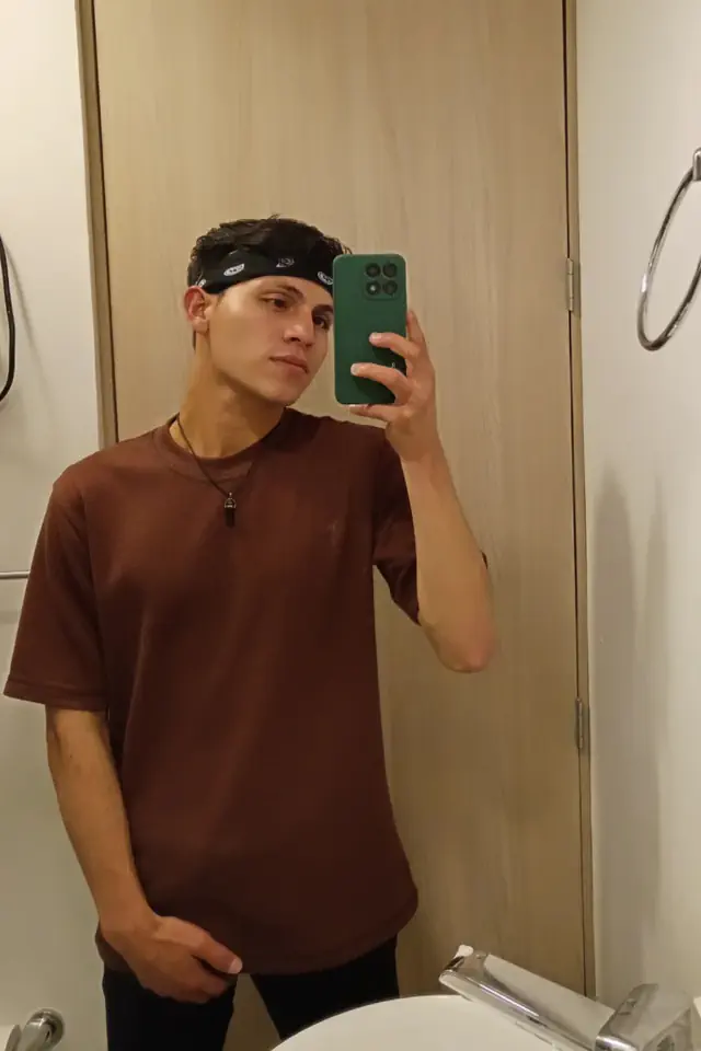 escort-media-ee9502b1-2102-4f28-940e-acfe479cb81a