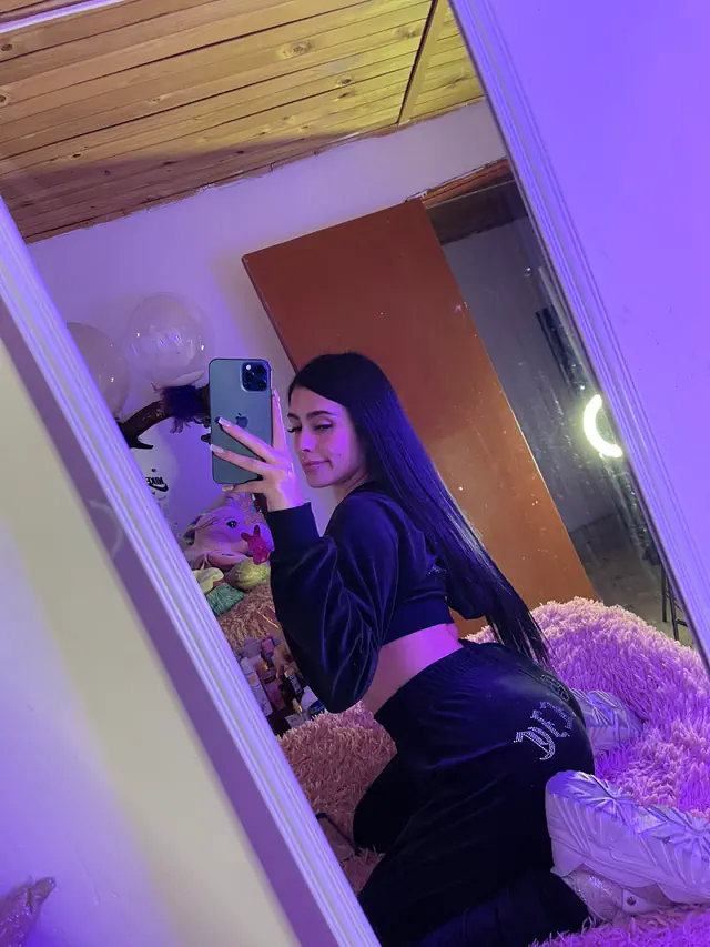 escort-media-ef0fd6cf-9112-4d28-a171-58032f2db65a