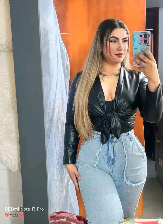 escort-media-ef158ada-3b8a-4b48-9397-09abf6c3c3cd