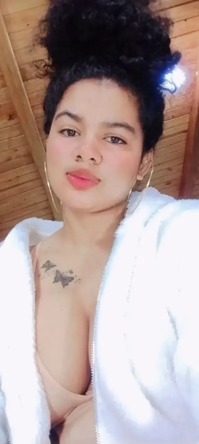 escort-media-f058a31a-a09d-4bc4-a9df-ae1d67080fd6