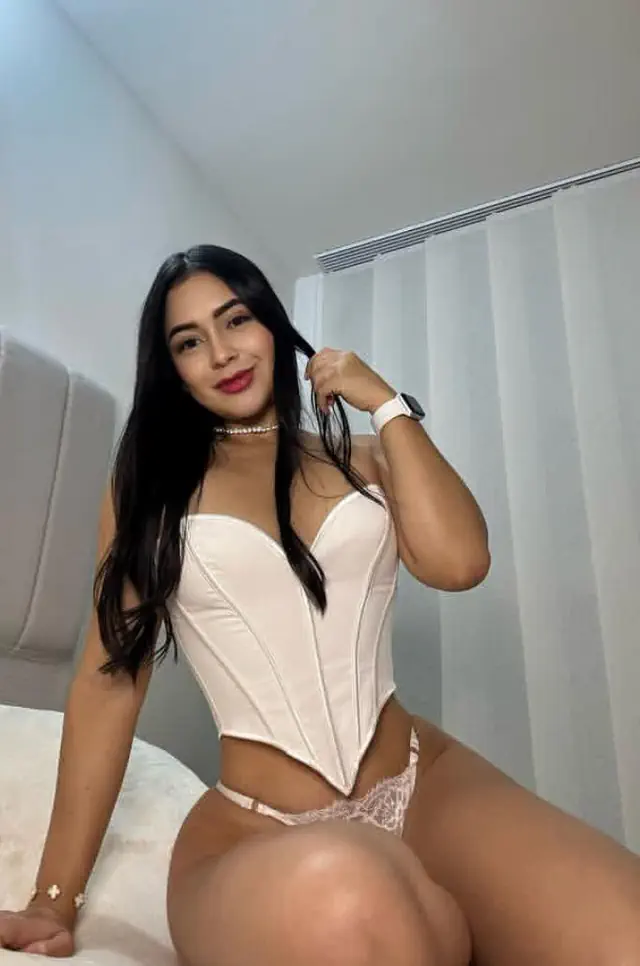 escort-media-f1038b58-1d75-42be-bb93-bbd3c959ac29
