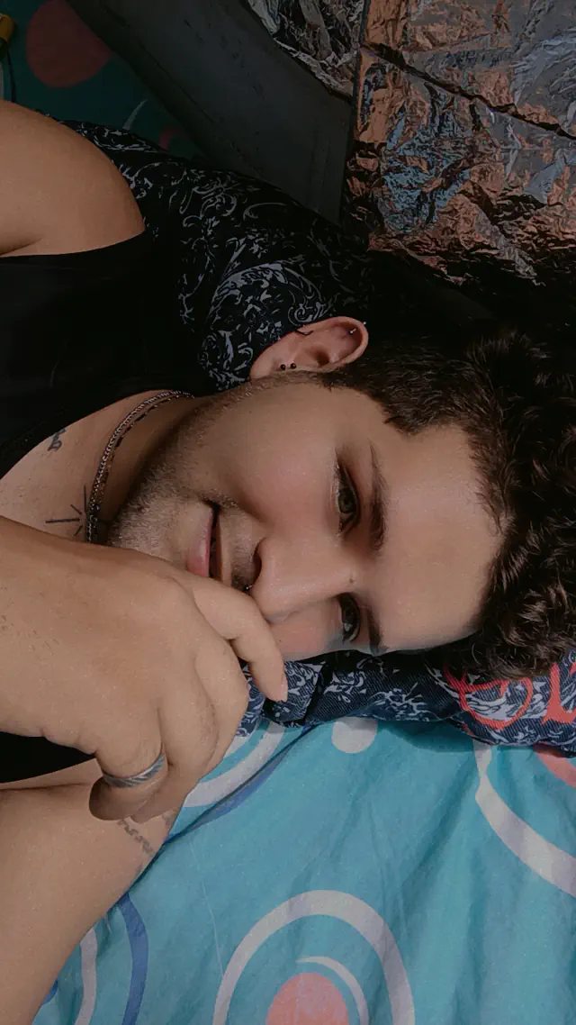 escort-media-f1b1a7b3-31f7-487e-9788-b5c762a8f317