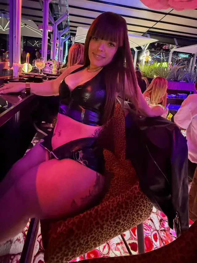 escort-media-f1bca797-a70a-495d-a707-f01ae6b675e1