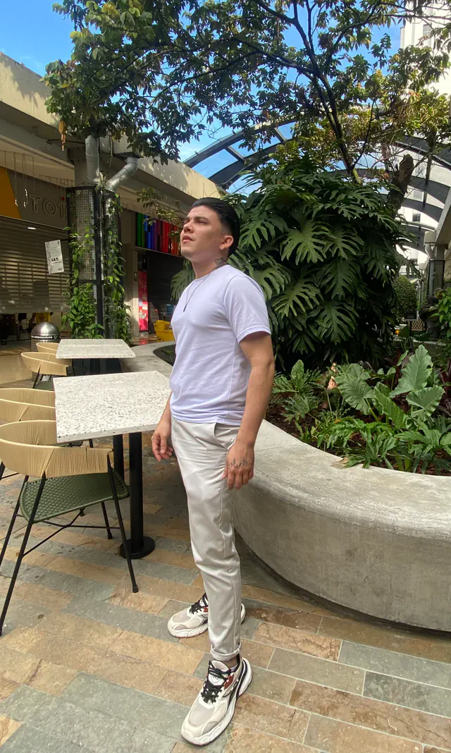 escort-media-f1bddbe0-bb16-46ee-b704-0ace3f37790f