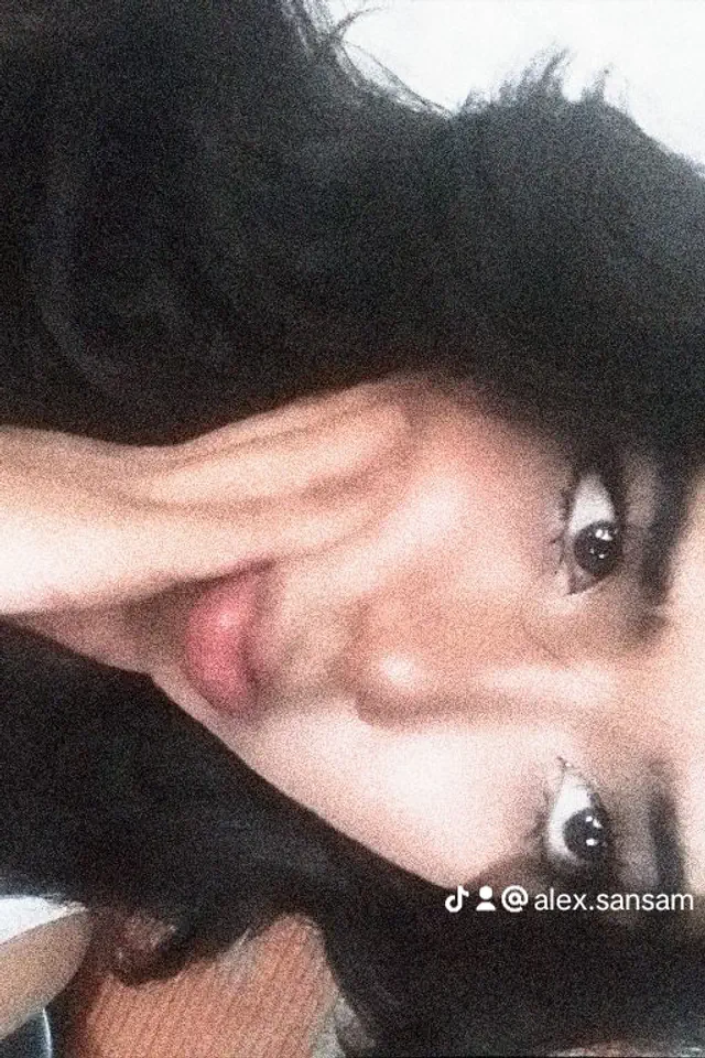 escort-media-f2801d46-61c4-4aa8-8370-c1328249c419