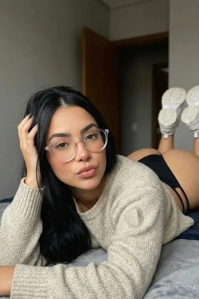 escort-media-f2f0f290-622d-427e-b4ea-b75052272d7d