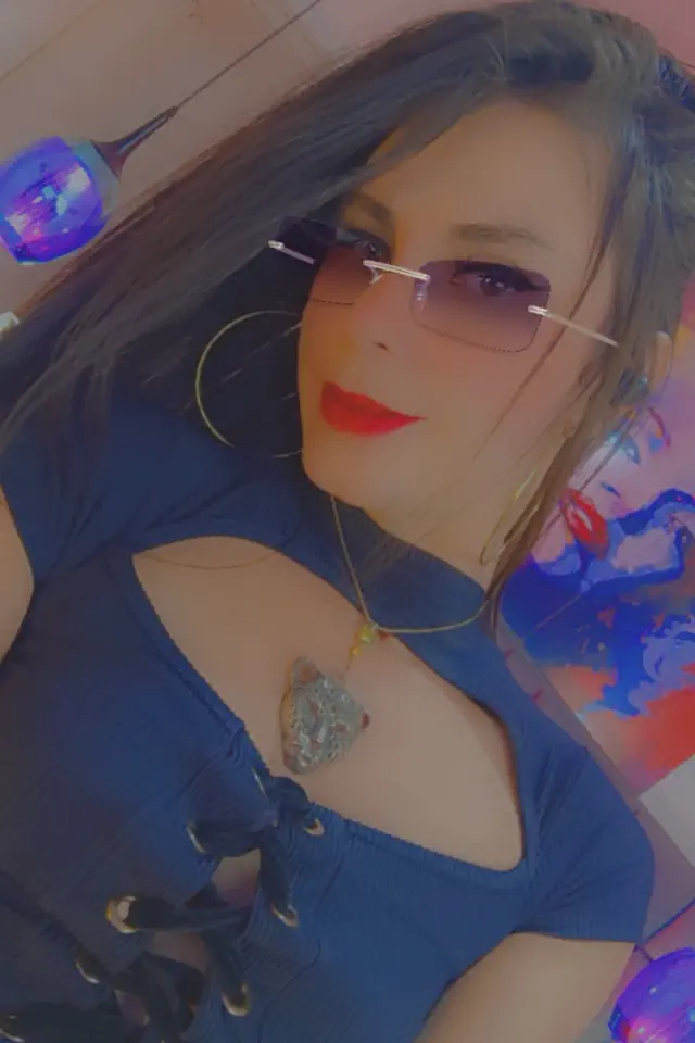 escort-media-f3ba5848-2131-442d-84d8-8c0a871fb669