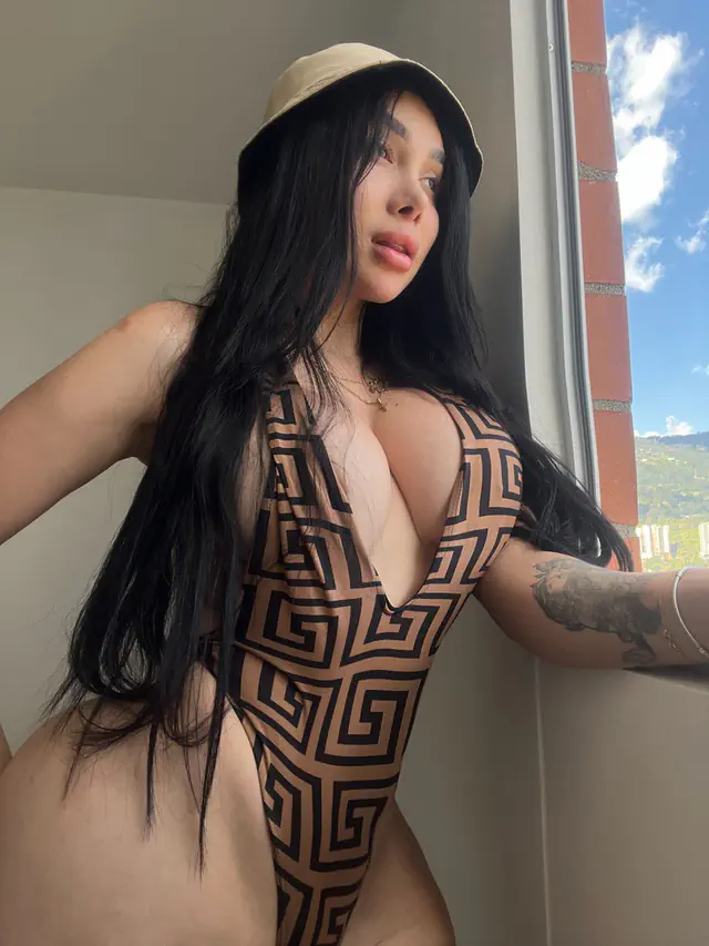 escort-media-f3c08021-2eec-4487-b002-1e9a928c556d