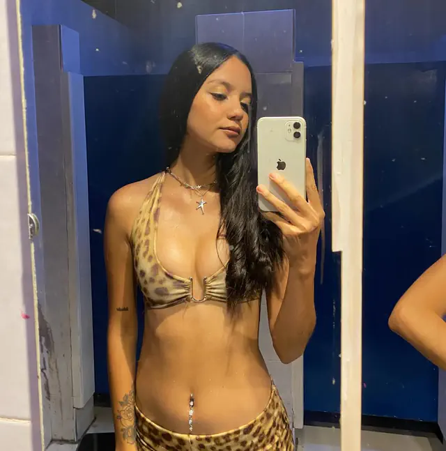 escort-media-f3cecb18-f4ac-4975-98a6-4b6375e0b7b4