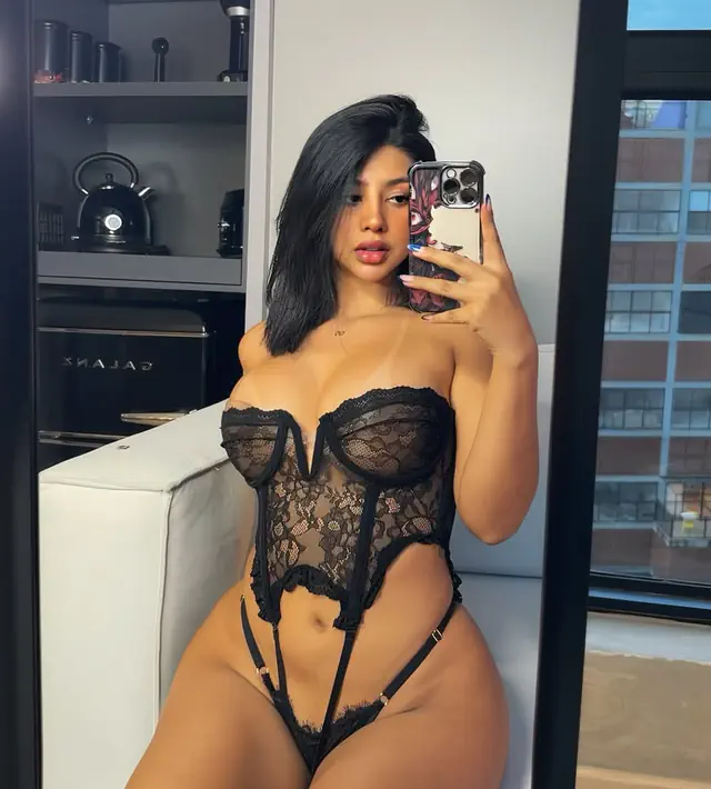 escort-media-f4177654-aa4c-4524-9c95-3a26828f9527