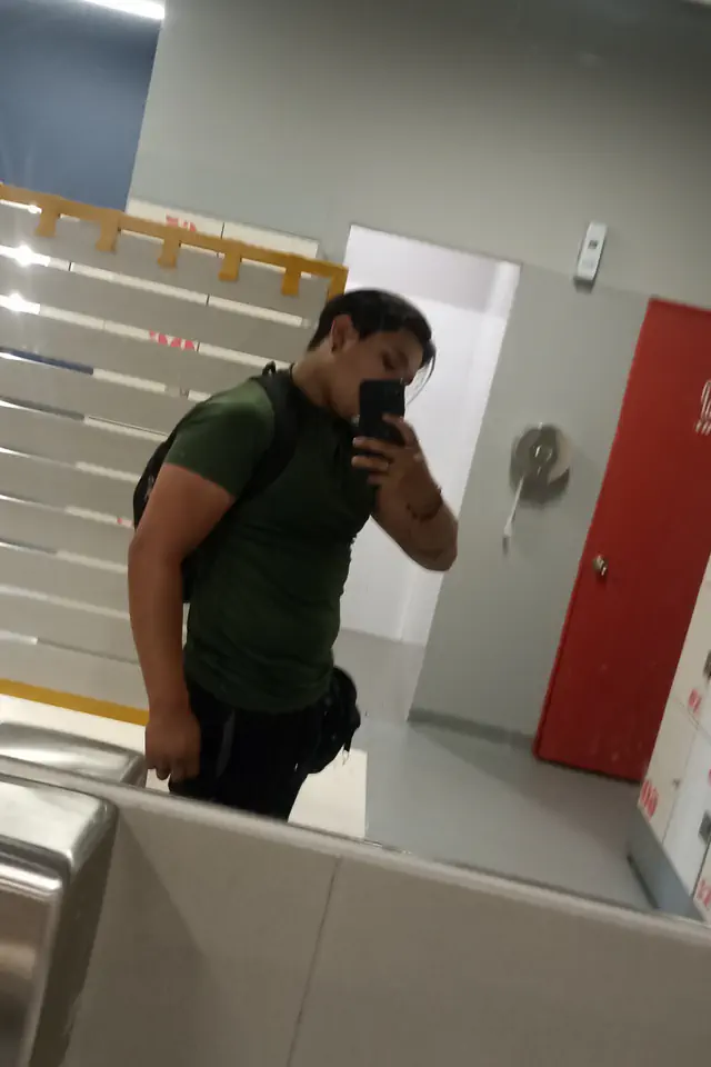 escort-media-f427ac92-143d-4556-a4ad-dcdf38fe3769