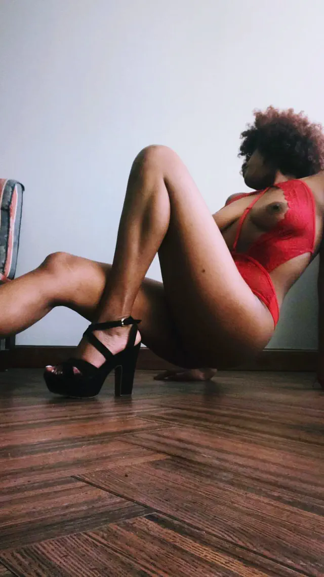 escort-media-f433dddf-cbba-4768-b72b-d404d76e8748