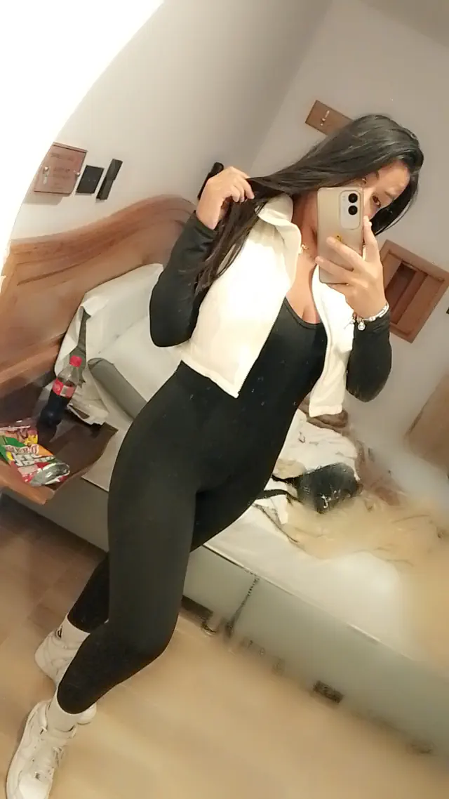 escort-media-f4405926-957e-4e4e-8c4b-eb57694c8f55