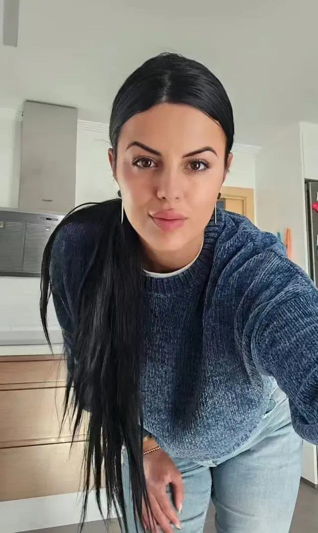 escort-media-f5634660-3bf1-4df8-b96c-04bb52078326