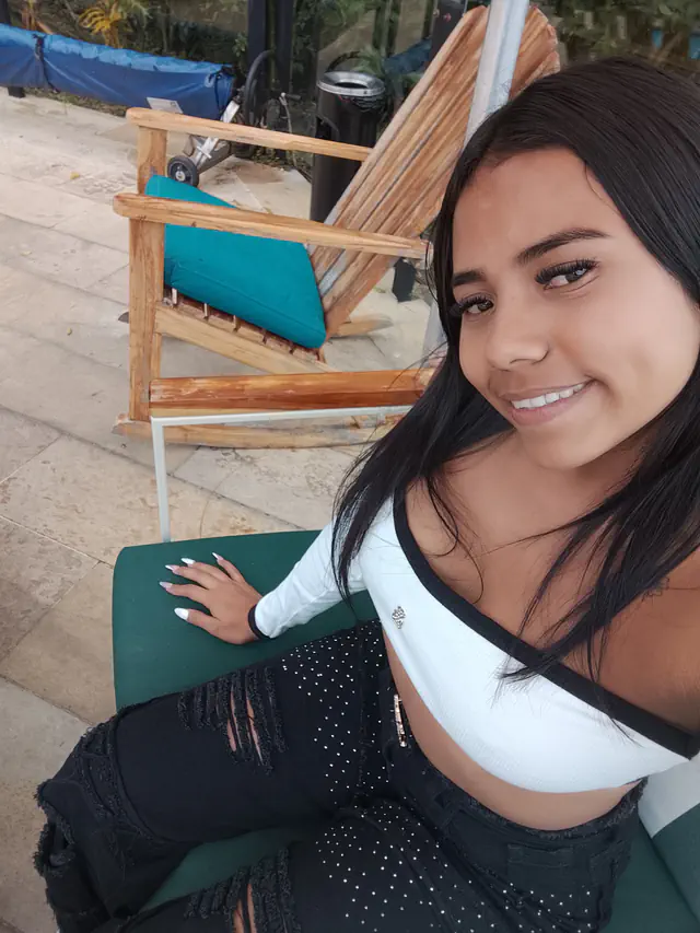 escort-media-f5c0ba4f-424a-4775-8dc3-25f84ddb0614