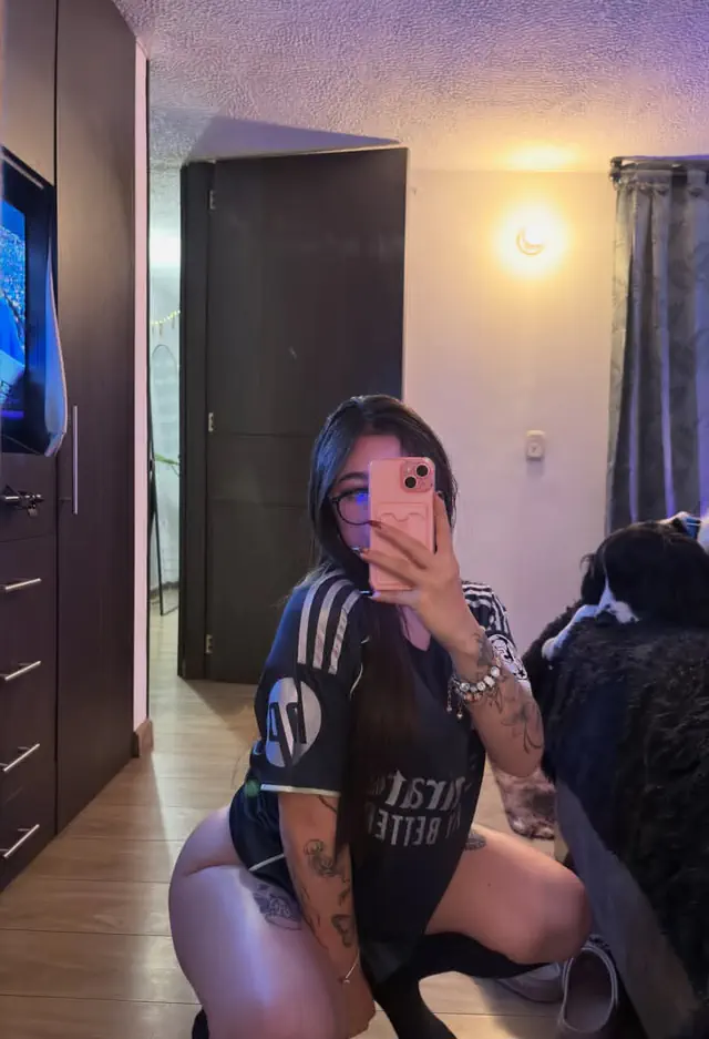 escort-media-f6875a84-16fa-4a1e-bdfd-74be8bba22b1