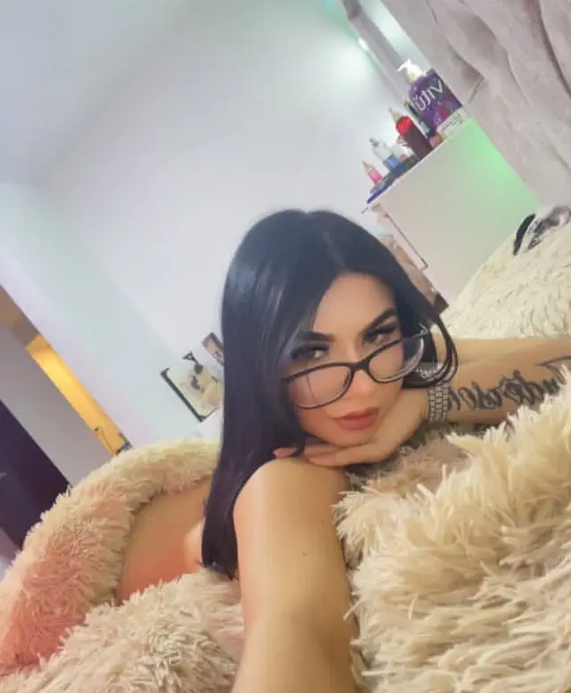 escort-media-f6efc78b-b90f-4a55-a890-47b95e8c5b3c