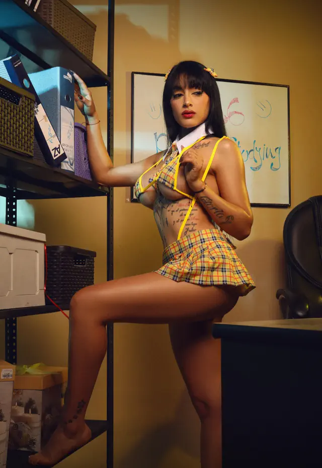 escort-media-f70cca9b-3537-49c0-9785-83aba47ea4cb