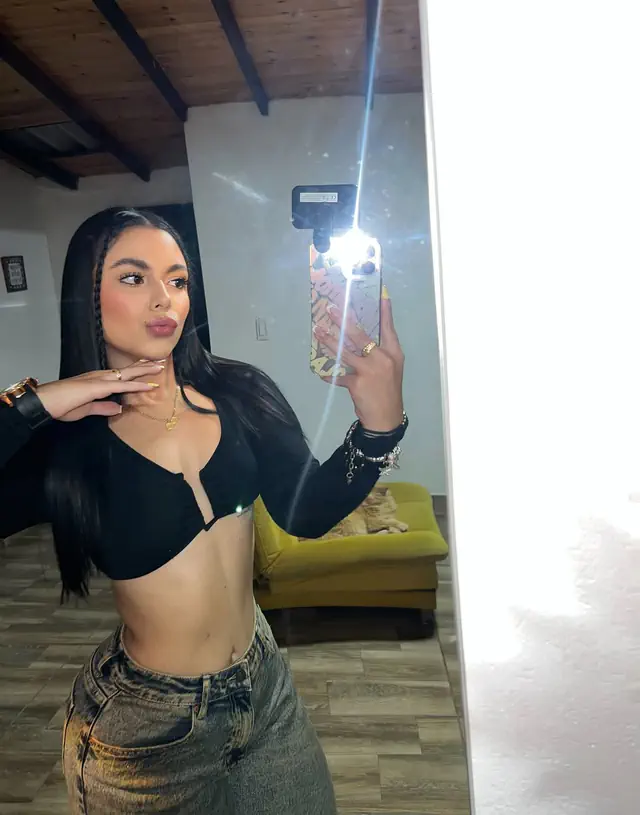 escort-media-f8172a24-dd77-4f36-8d38-cd0e5ec0f23d