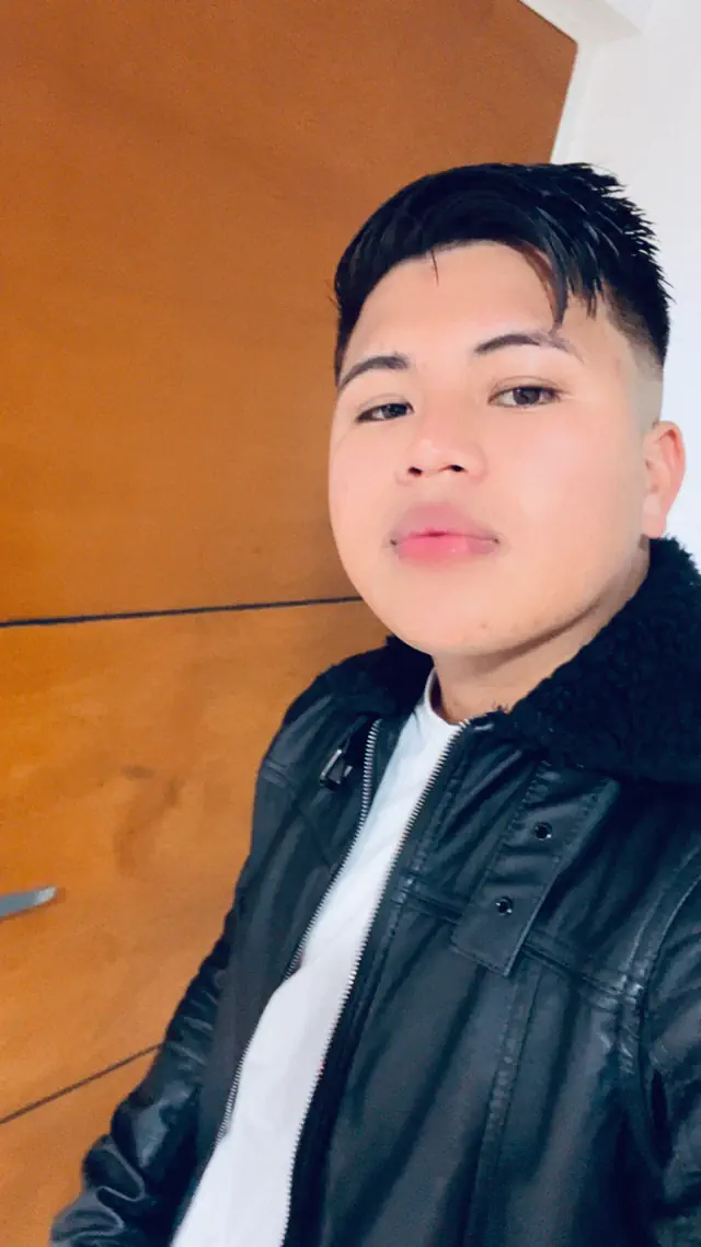 escort-media-f8c587d9-84c1-492d-83aa-6fd298a2b39b