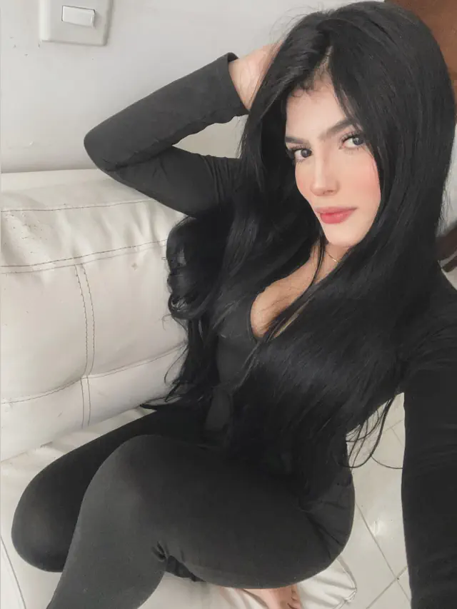 escort-media-f927d000-0e46-4223-8e55-f240304fe91f