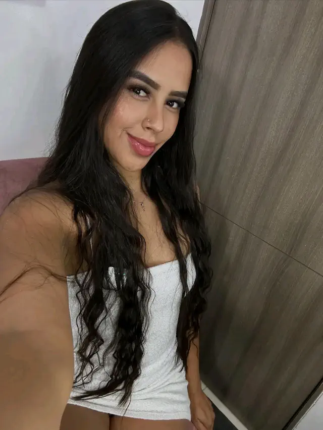 escort-media-f9396dbb-1a0c-4012-876f-d8109e5d00a3