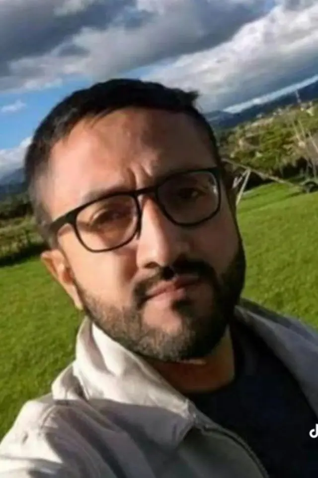 escort-media-f9c4efcb-b7d4-40c7-ae5d-cc1ad70c00f2