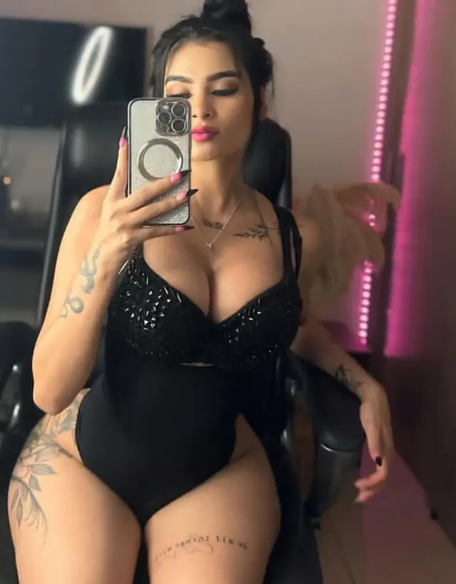 escort-media-fa0c6f87-a9d6-43e4-8670-ca0e7afc4ab2