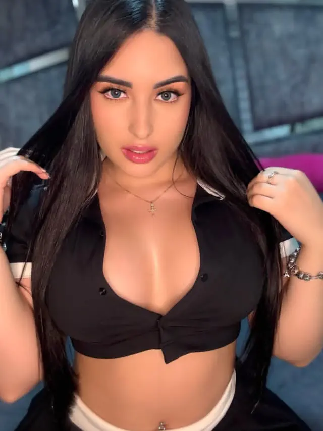 escort-media-fb7146b4-c60f-4fbe-b094-c56015a1d6d2