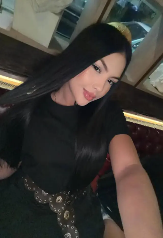 escort-media-fbbc9e3f-9920-4087-aaf3-b339bf0a03a7