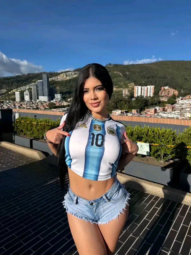 escort-media-fc28babf-6df8-4ce6-8f1f-23d8253ca760