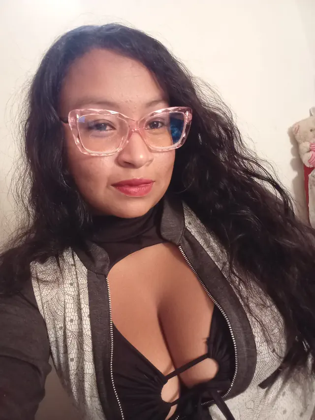 escort-media-fc7adaa6-311f-4aa4-8673-f70da64b5701