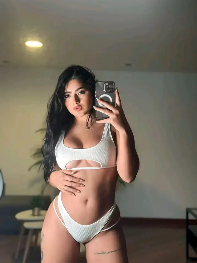 escort-media-fe105d2b-610d-4284-851d-d2a86a5a9671