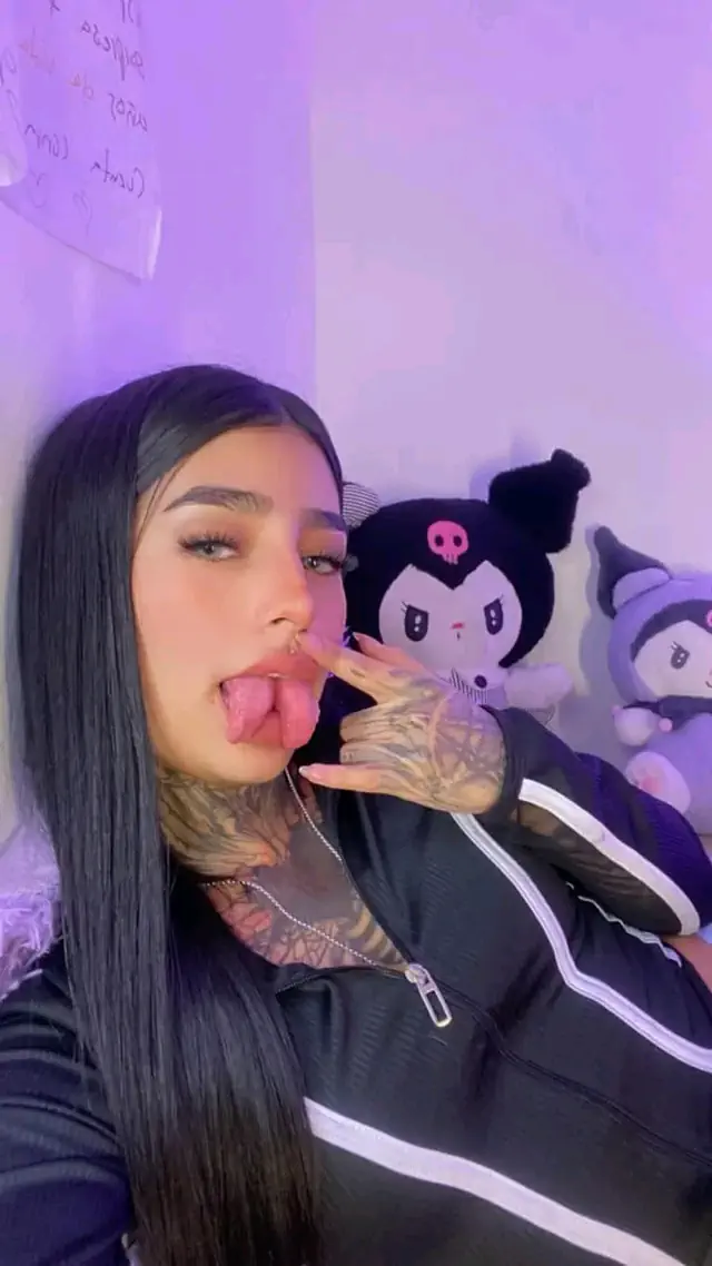 escort-media-fec3cc20-5a89-447b-92e5-d0dc6f140c74