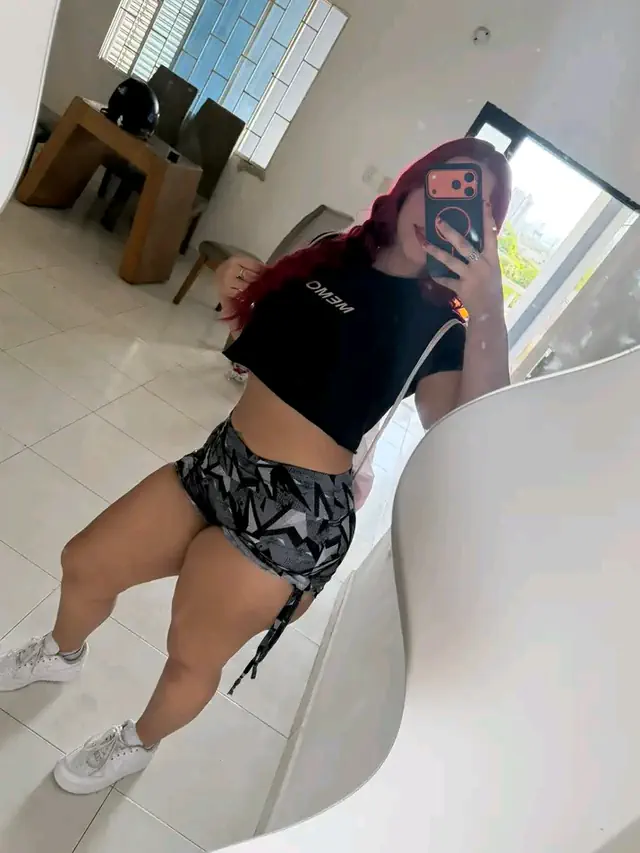 escort-media-ffbe7a70-ed0f-4bfa-9e3d-213e9205849f