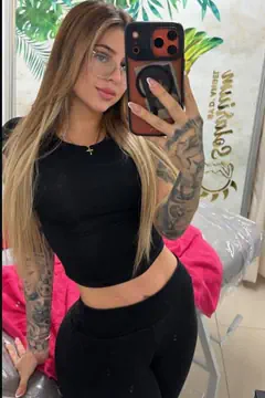 Valeria Valentina - Foto 03a63357-65b0-4490-91fb-992db5766b96