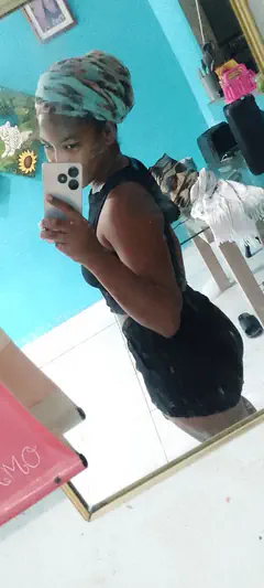 Esther - Foto 05e92f2a-4159-4d1d-9434-c69cf18f10ab