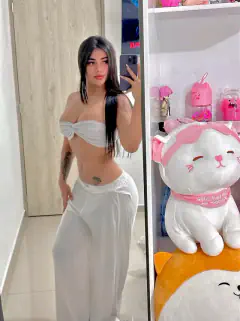 Camila - Foto 071e551a-08e5-4fc5-b9a6-f127202d3840