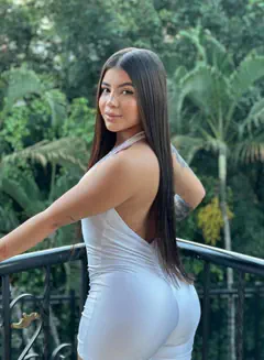 Sofia Moreno - Foto 095f8ba2-b6f9-4445-b6e6-6c61a0fd8f93