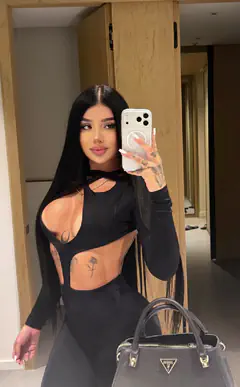 Sharon Valeria - Foto 0bae8433-17fe-4533-b59f-ec520b31349d