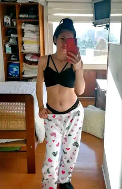 Paula Zip - Foto 0c5e180b-6e76-410f-833f-b57ca3d30d7b
