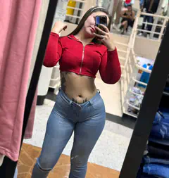 Camila - Foto 0c7e4f3a-4a03-485b-abc4-c4db195e4d59