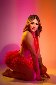 Celeste - Foto 0e05de30-4dc3-43f2-9e12-385533348e15